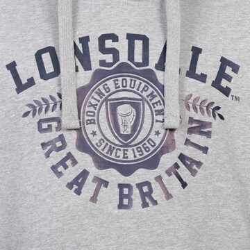 Sweat-shirt 'Daccombe' LONSDALE en gris