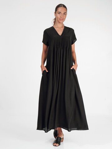 GRIZAS - Vestido en negro