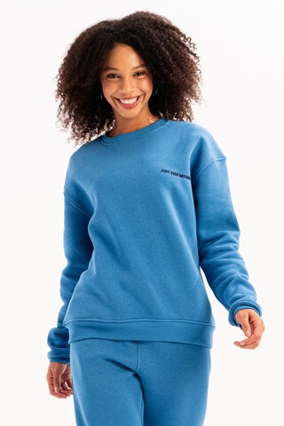Justever Sweatshirt in Blauw: voorkant