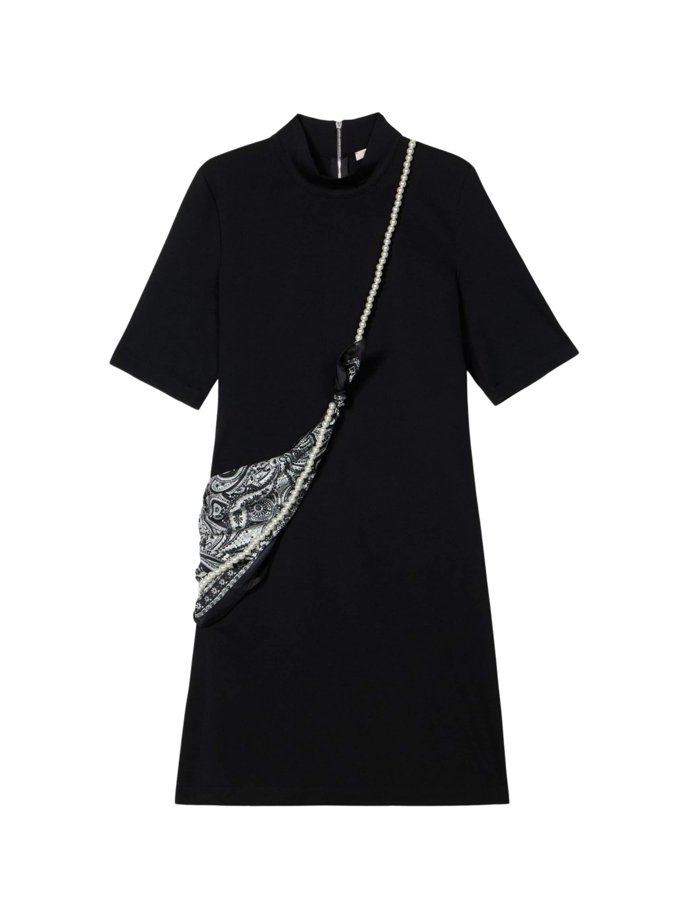 Robe oltre en noir : devant