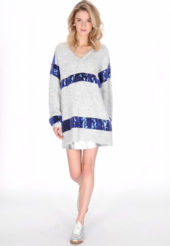 MYMO Sweater in Grey