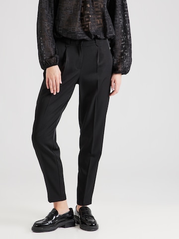 Tapered Pantaloni con pieghe 'WENDY' di VERO MODA in nero: frontale