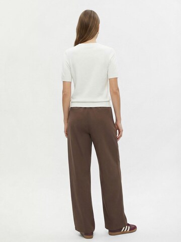 Everly Wide leg Παντελόνι πλισέ σε καφέ