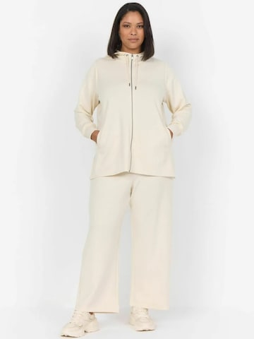 Wasabi Concept Sweatjacke 'Sabina' in Beige