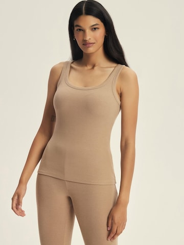 Top 'Ripp-Tanktop aus Viskose-Baumwoll-Mix, Jody 2' di ESOTIQ in beige