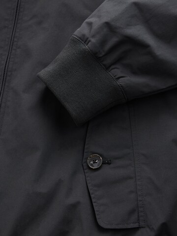 Geacă de primăvară-toamnă de la Next pe negru