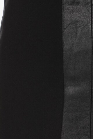 Riani Skirt in XS in Black