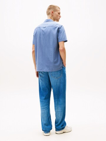 Coupe regular Chemise Tommy Jeans en bleu