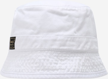 Superdry Hat in White: front