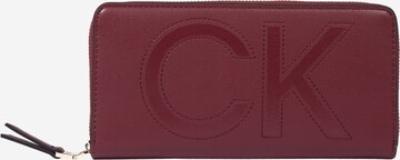 Calvin Klein Peňaženka - Červená: predná strana