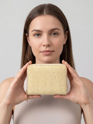 MILLYMILK® Wallet 'FONDO SMALL' in Yellow: front