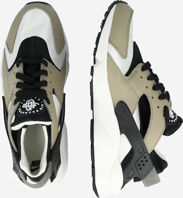 Nike Sportswear Σνίκερ χαμηλό 'AIR HUARACHE' σε μαύρο