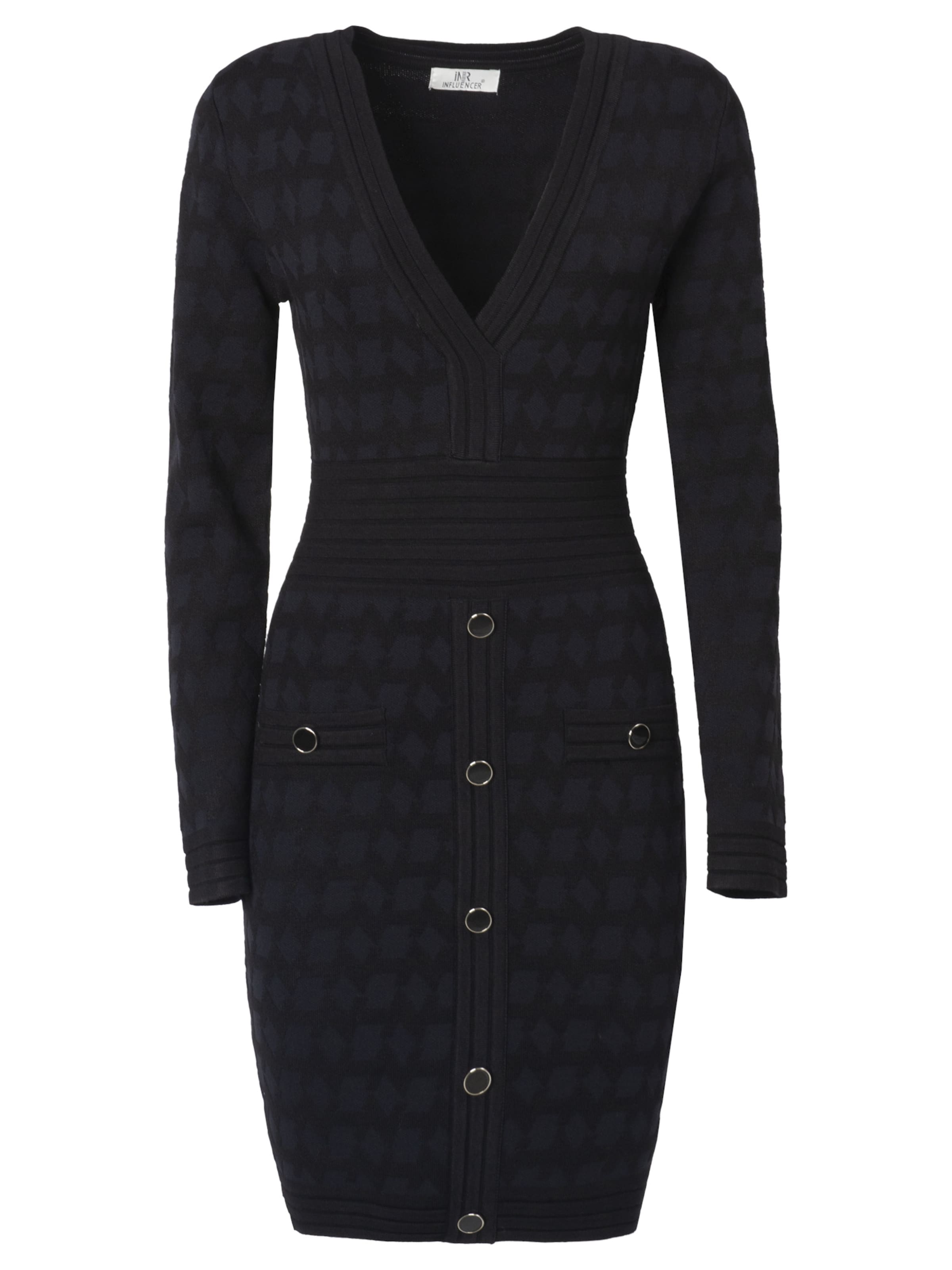 Abito in maglia di Influencer in nero: frontale