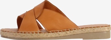 Sandales 'Flache Sandale aus TDF-Leder Alénoa' The Divine Factory en or : devant