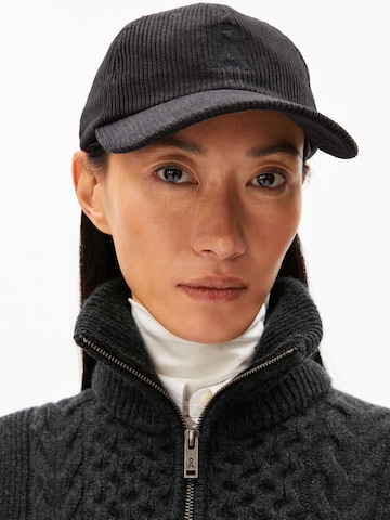 ARMEDANGELS Cap in Grey: front