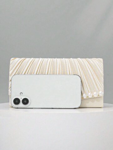 Tomshop24-7 Clutch 'Tamara' in Beige