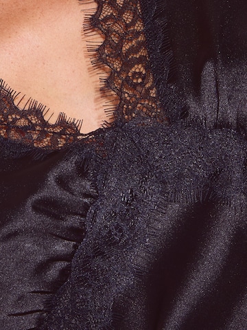Friends Like These Kleid in Schwarz
