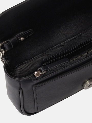 PINKO Handväska 'PINKO LOVE ONE POCKET C VITELLO SETA BORSA' i svart