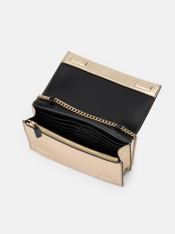 Calvin Klein Psaníčko – zlatá