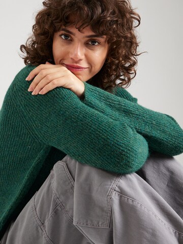 PIECES - Pullover 'Ellen' em verde