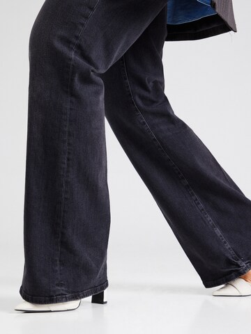 Tommy Hilfiger Curve Boot cut Jeans 'IRIS' in Blue