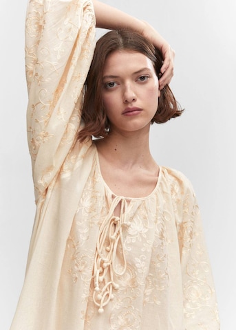 Robe 'icaria' MANGO en beige