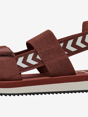 Hummel Sandals in Brown