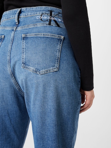 Calvin Klein Curve Loosefit Jeans i blå