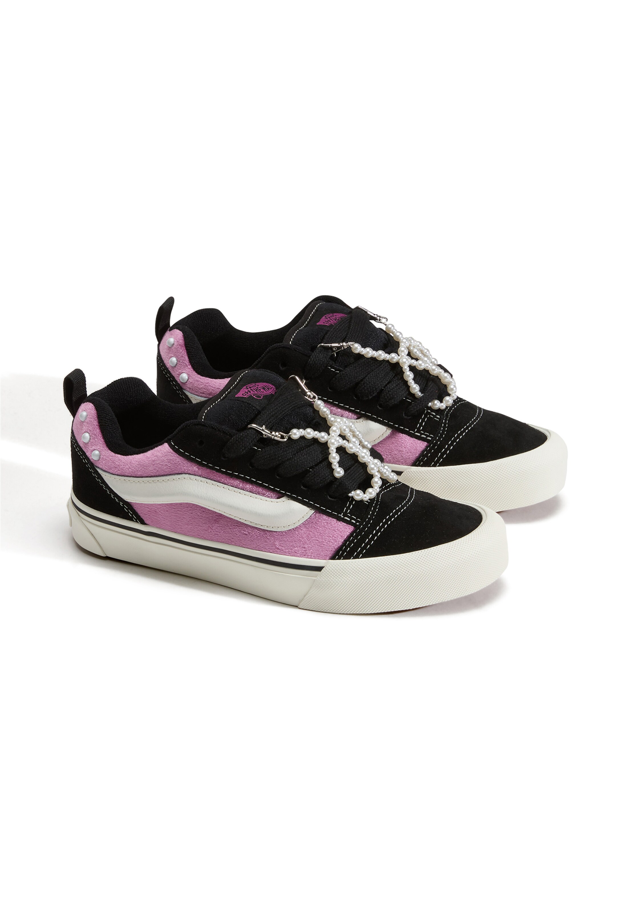 VANS Sneaker 'Knu Skool' in Schwarz