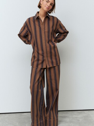 Next Blus i brun