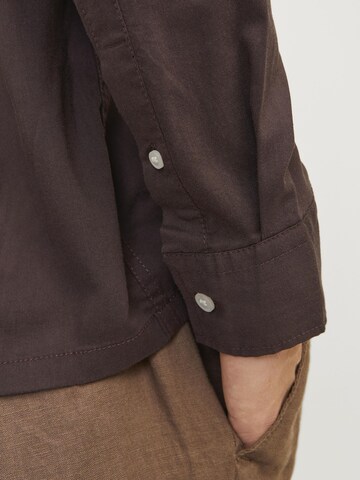 JACK & JONES Comfort fit Button Up Shirt in Brown