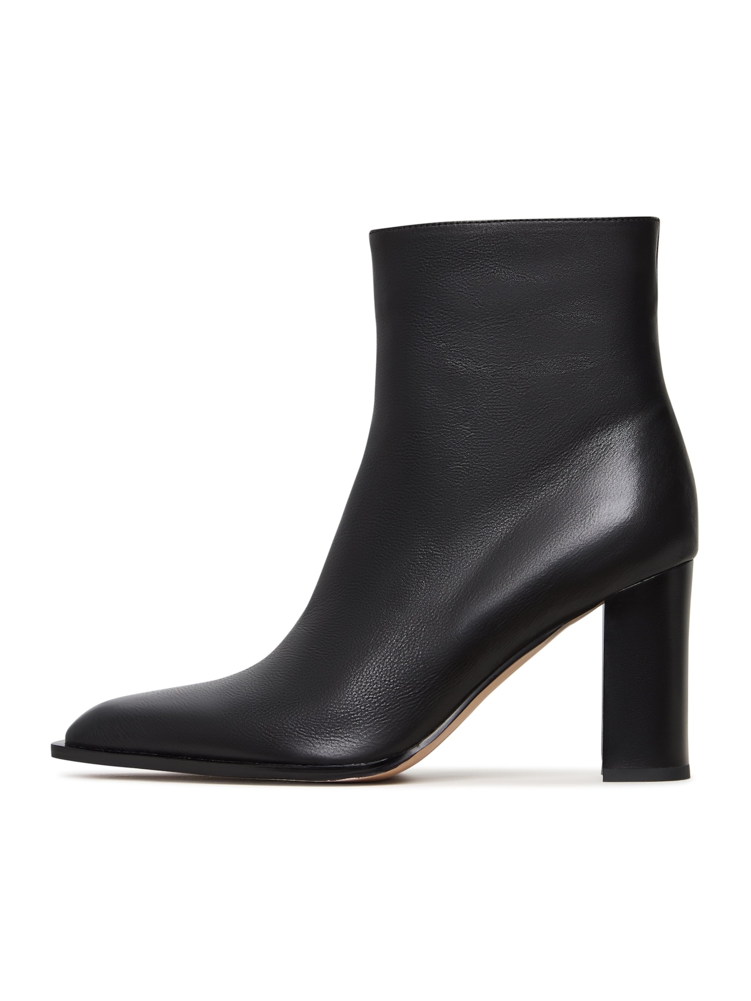 CESARE GASPARI Booties in Black: front