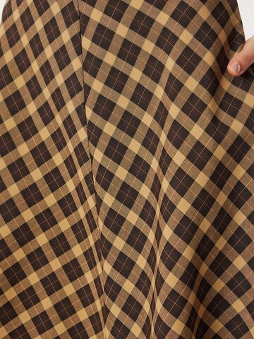 Gonna di Happiness İstanbul in marrone