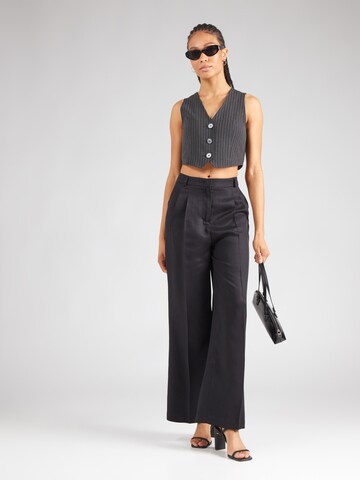 regular Pantaloni con piega frontale di UNITED COLORS OF BENETTON in nero