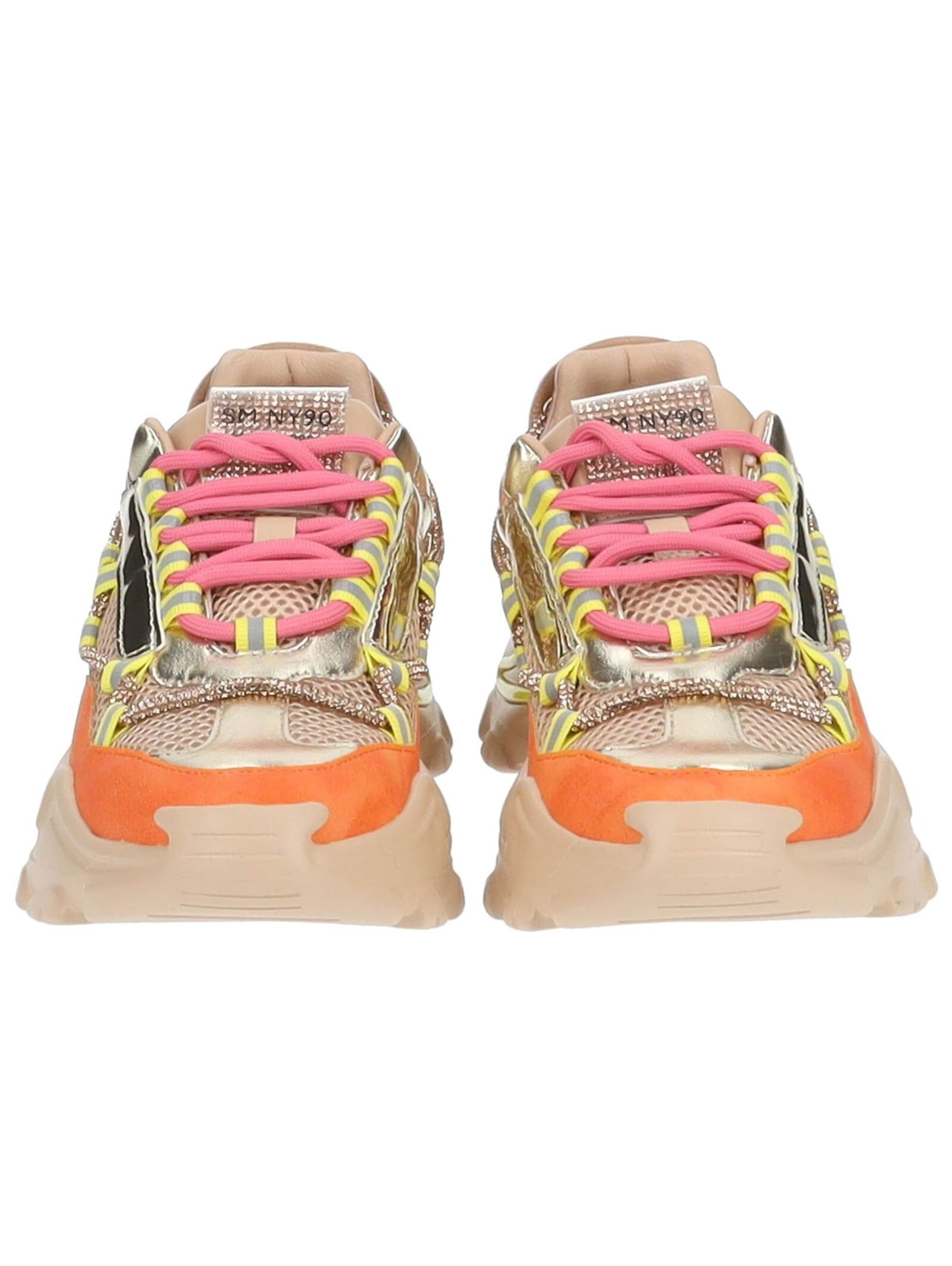 STEVE MADDEN Platform trainers in Beige