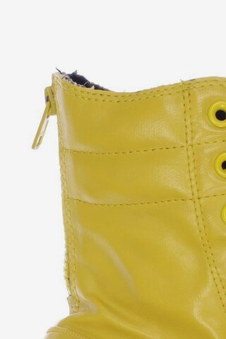 CONVERSE Dress Boots in 36 in Yellow