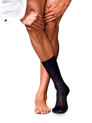 FALKE Socken 'No. 9 Pure Fil d´Écosse' in Blau: Vorderseite