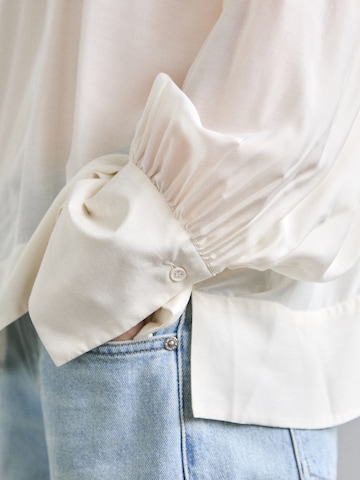 Munthe Блузка 'ROSEBERGER' в Бежевый