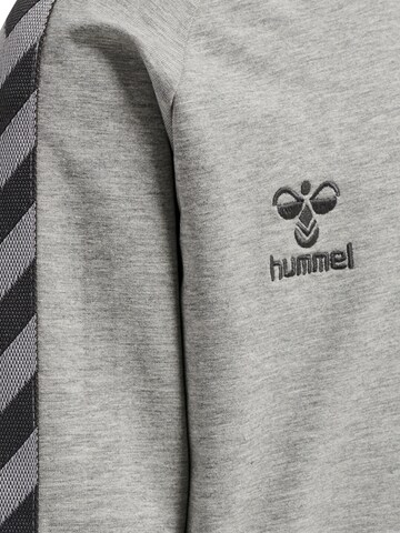 Hummel Athletic Sweatshirt in Grey