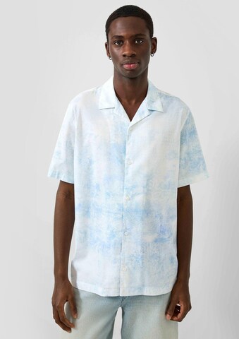 QS Comfort fit Button Up Shirt in Blue: front
