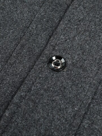 Youthup Winter Coat in Grey