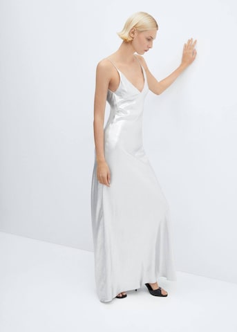 Robe de soirée 'Marta' MANGO en argent