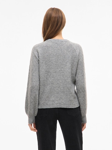 VILA Pullover i grå