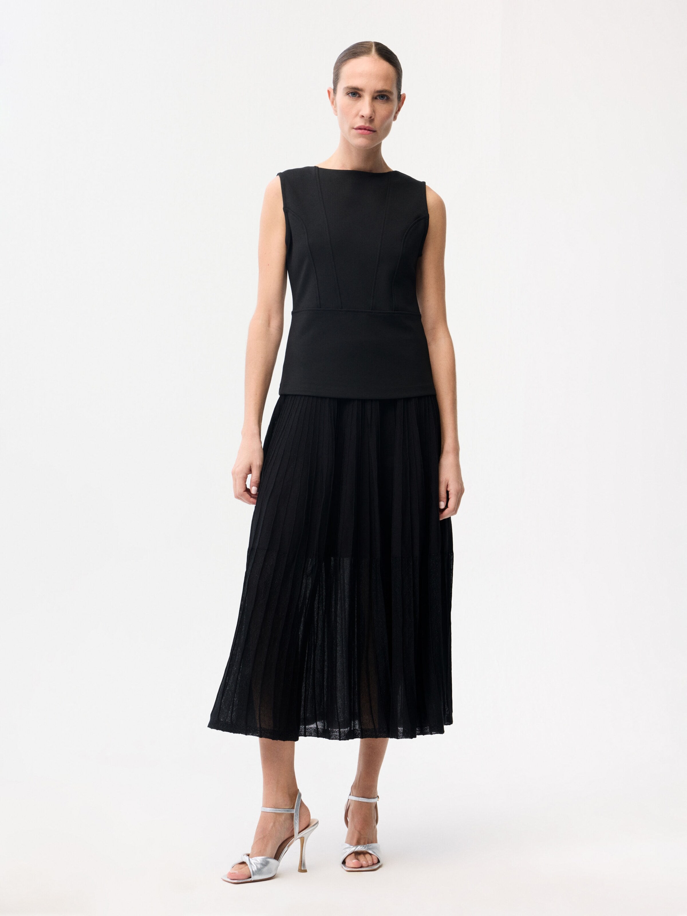 adl Blouse in Black