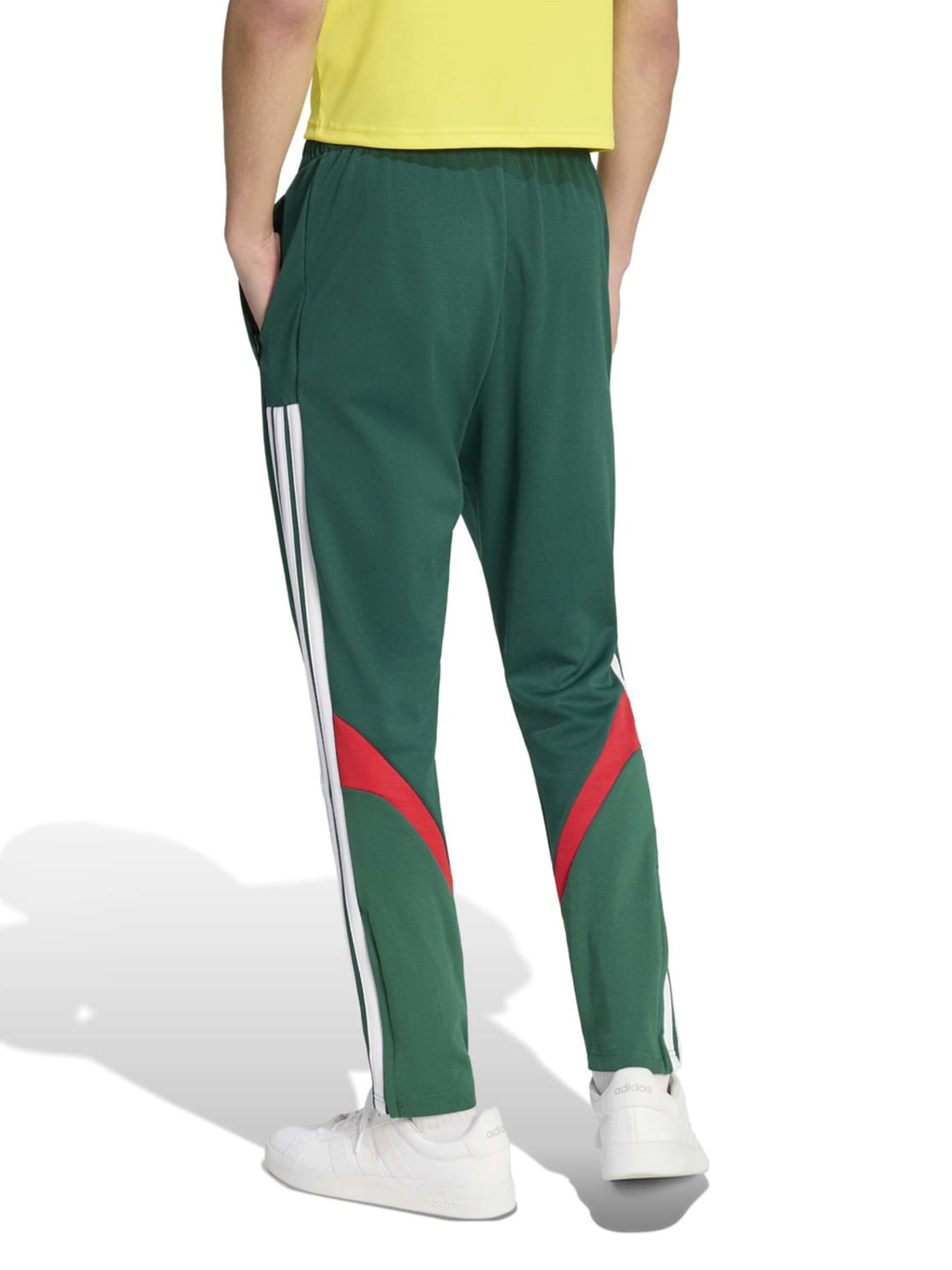 ADIDAS SPORTSWEAR Слим Спортивные штаны 'TIRO' в Зеленый