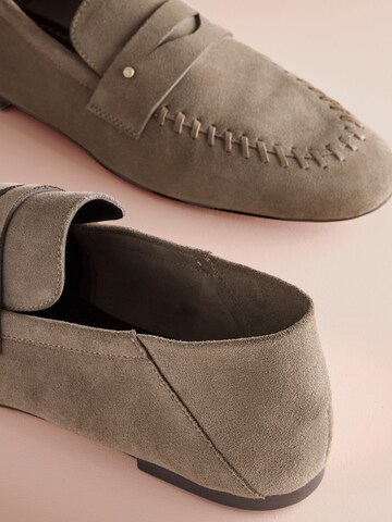 B by Ted Baker Slipper i grå