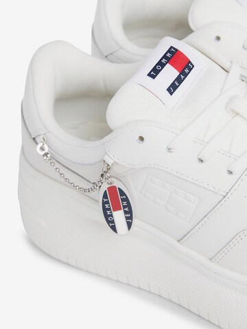 Tommy Jeans Sneakers 'RETRO BASKET' in Beige