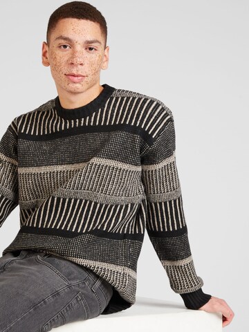 HOLLISTER Sweater in Beige