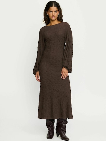 Soft Rebels Neulemekko ' Gizelle ' värissä ruskea