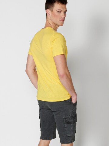 KOROSHI T-Shirt in Gelb